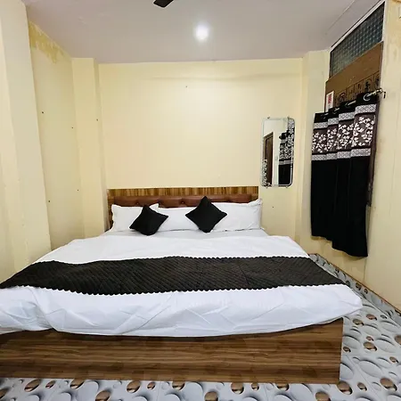 Krishna Villa Varanasi Exterior photo