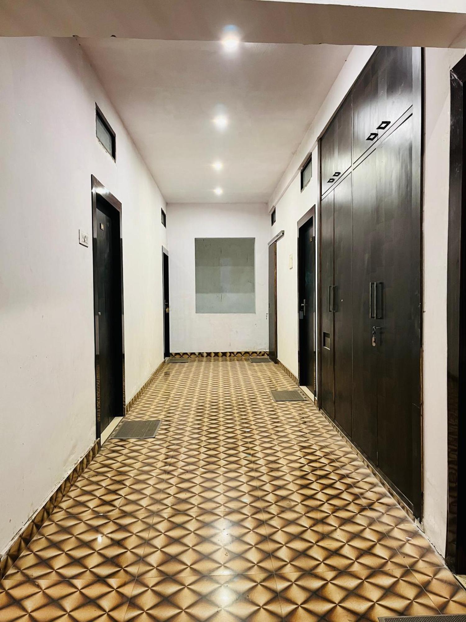 Krishna Homestay *