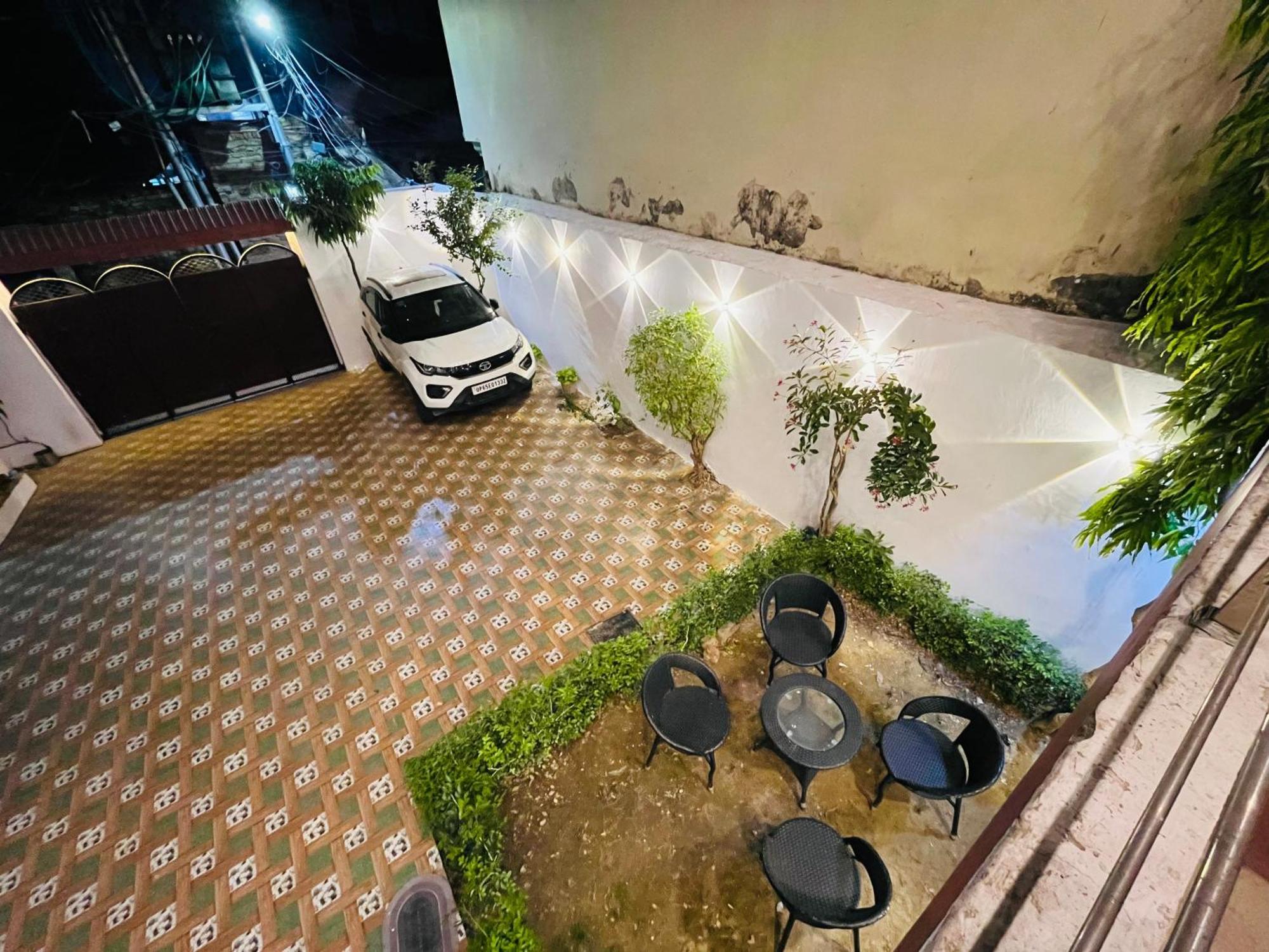 Krishna Homestay Varanasi