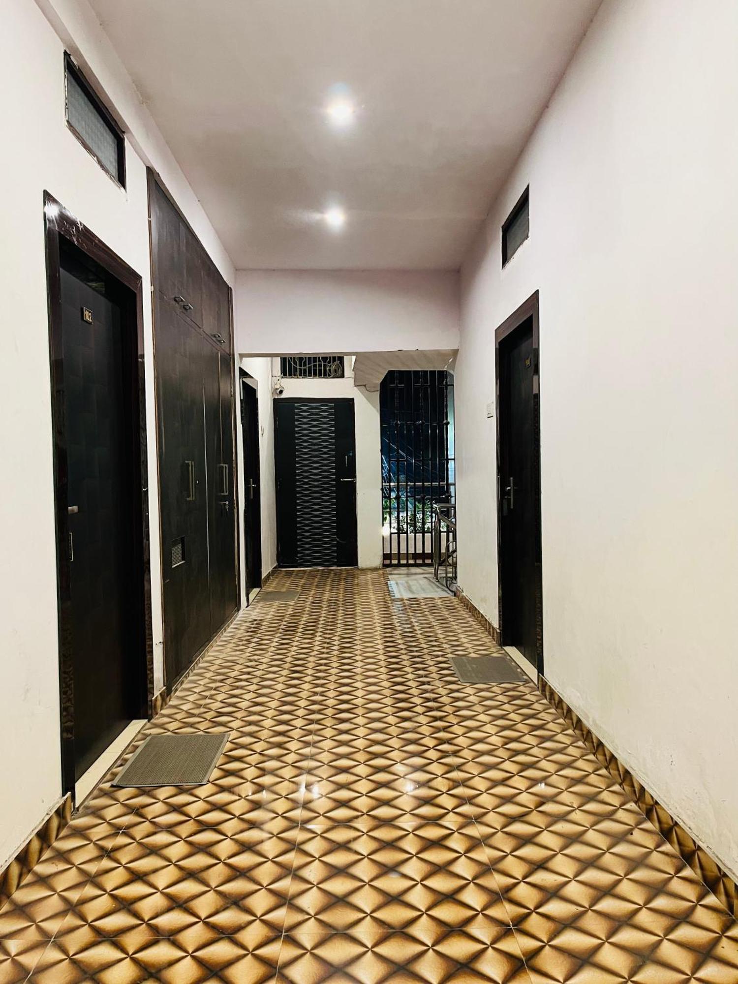 Krishna Homestay *