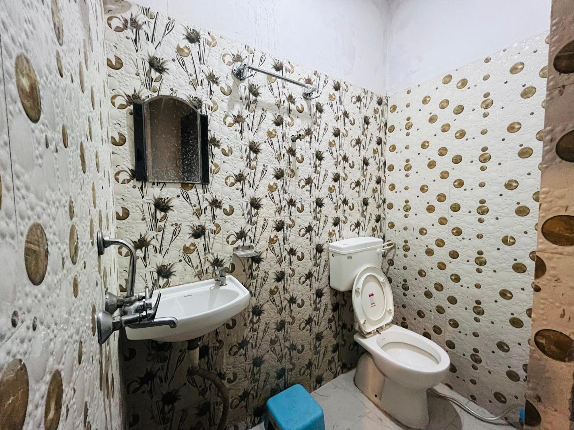 Krishna Homestay Varanasi